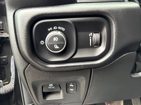 Used 2022 RAM 1500 Big Horn image 18