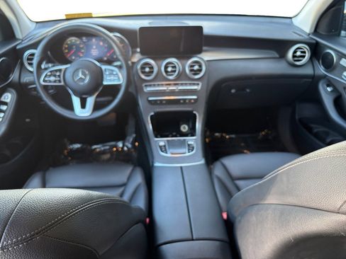 Used 2021 Mercedes-Benz GLC 300 w/ Premium Package image 10
