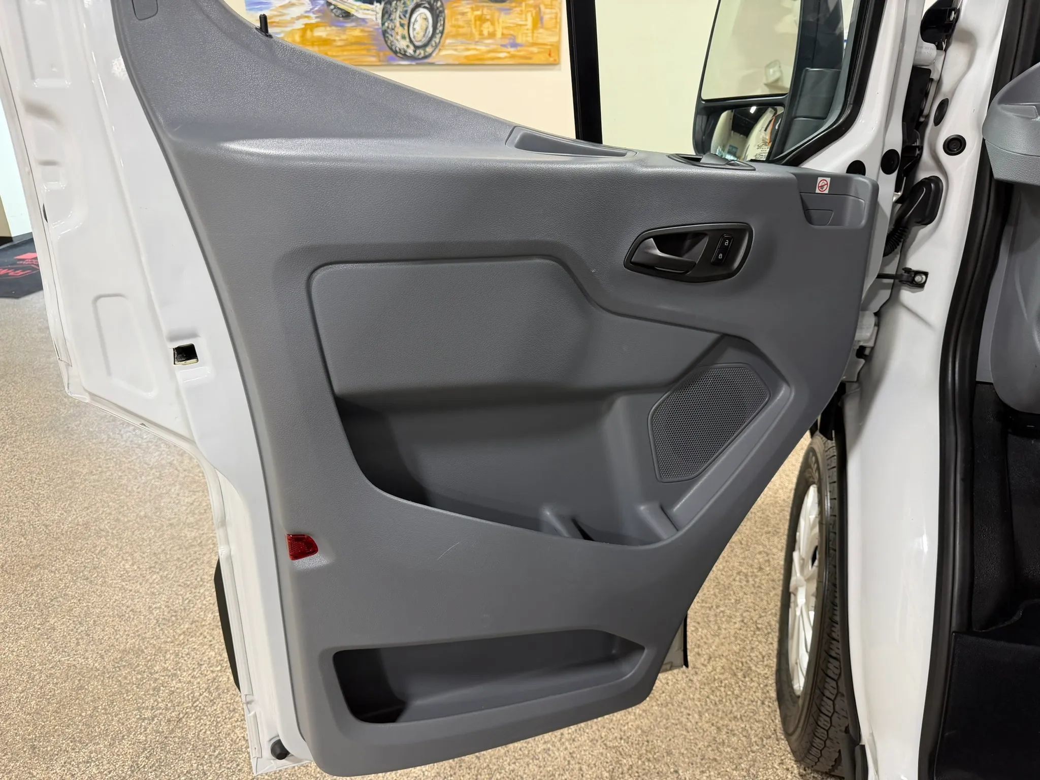 Used 2019 Ford Transit 350 XL RWD image 14