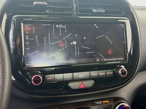Used 2022 Kia Soul S image 13