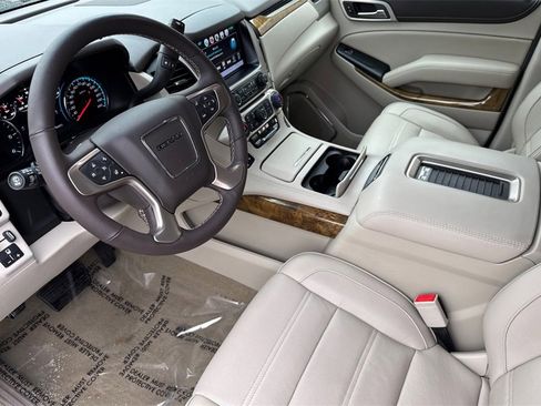 Used 2017 GMC Yukon Denali w/ Open Road Package image 12