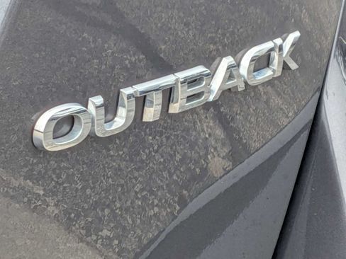 Used 2024 Subaru Outback Premium AWD/4WD image 12