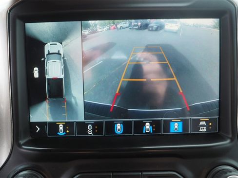 Used 2021 Chevrolet Silverado 2500 LTZ w/ LTZ Plus Package image 11