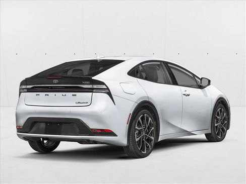 New 2026 Toyota Prius Plug-In Hybrid FWD image 2