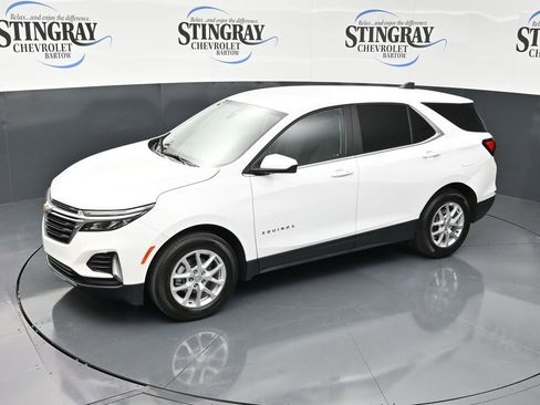 Certified 2024 Chevrolet Equinox LT FWD image 14