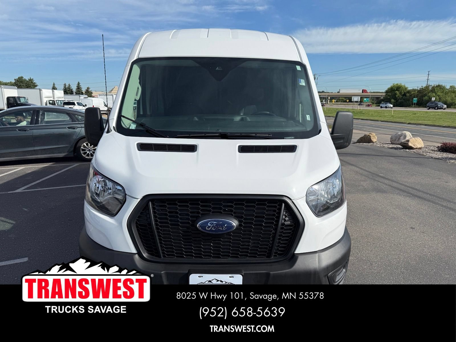 Used 2025 Ford Transit 250 148 Medium Roof RWD image 17