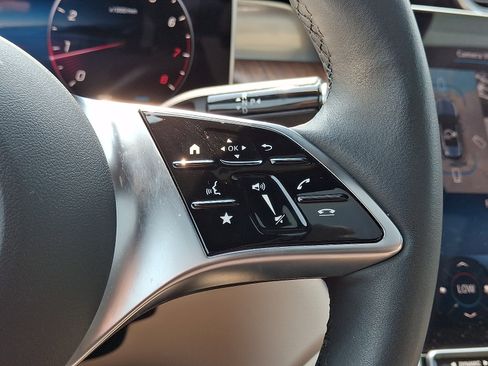 Certified 2026 Mercedes-Benz GLC 300 4MATIC image 21