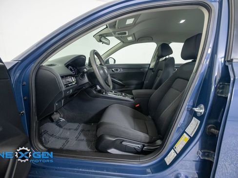 Used 2025 Honda Civic LX image 11