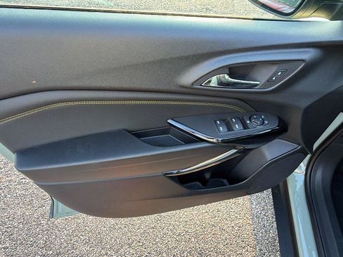 New 2026 Chevrolet Trax ACTIV w/ Sunroof Package FWD image 14
