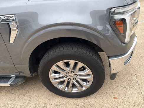 Used 2024 Ford F150 Lariat w/ FX4 Off-Road Package AWD/4WD image 4