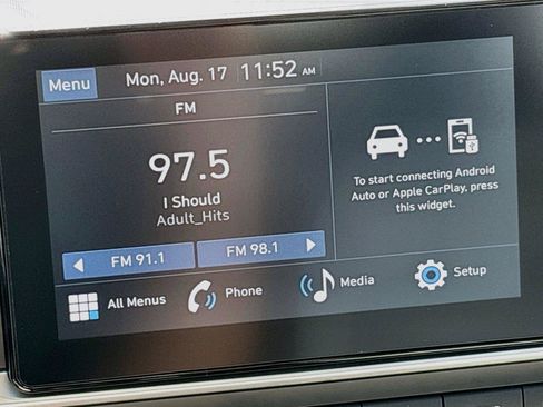 Certified 2025 Hyundai Venue SEL FWD image 7