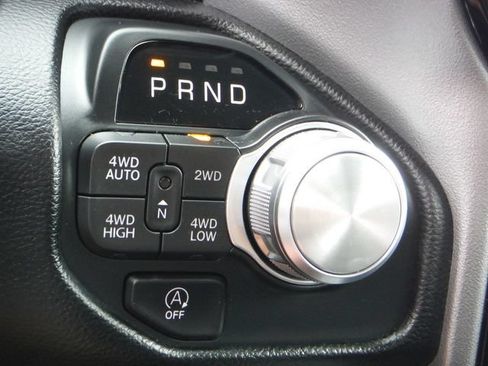 Used 2026 RAM 1500 Laramie AWD/4WD image 31