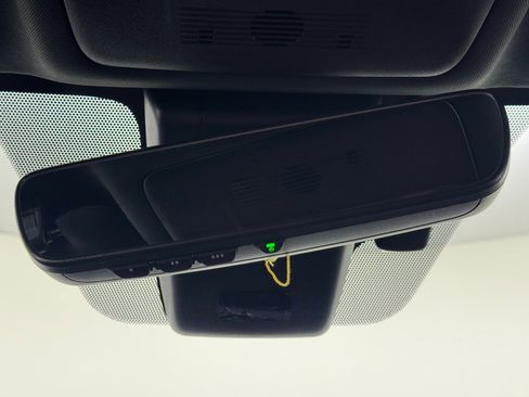 Used 2021 Lexus IS 300 w/ Comfort Package image 32