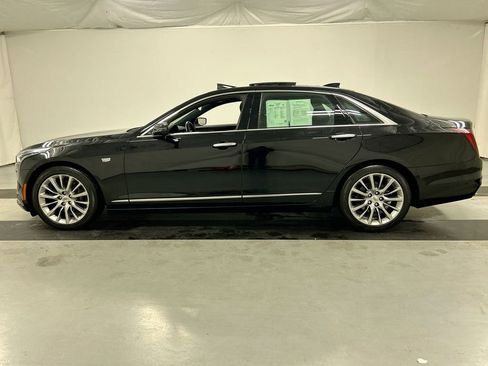 Used 2019 Cadillac CT6 Luxury w/ Driver Awareness Package image 7