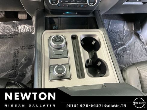 Used 2021 Ford Expedition XLT AWD/4WD image 14