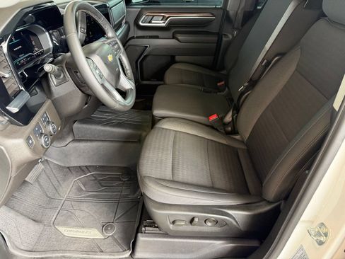 Used 2024 Chevrolet Silverado 2500 LT w/ All Star Edition AWD/4WD image 5