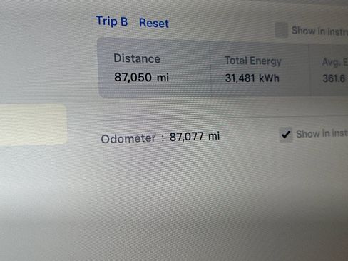 Used 2018 Tesla Model X 100D image 35