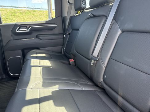 Used 2023 GMC Sierra 1500 SLT w/ SLT Premium Package image 14