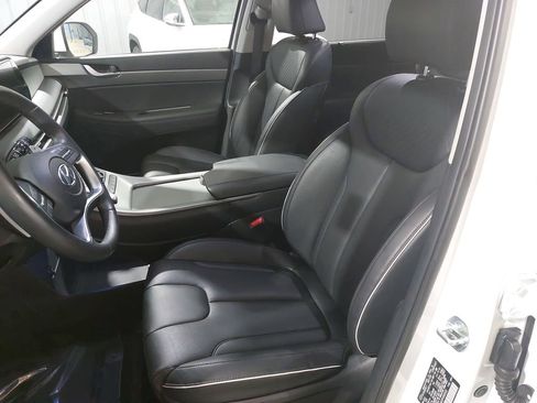 Used 2023 Hyundai Palisade SEL AWD/4WD image 16