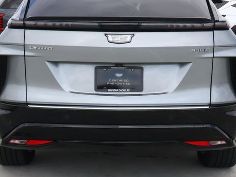 Used 2024 Cadillac Lyriq Luxury image 10