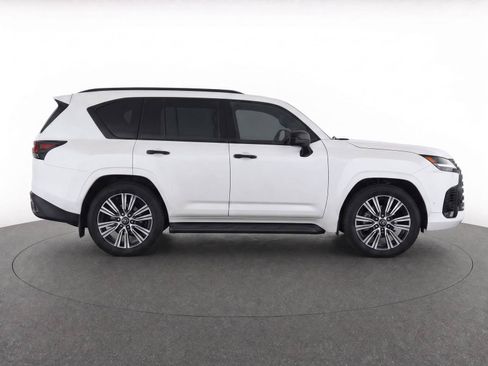 Used 2025 Lexus LX 700h Luxury w/ Appearance Package AWD/4WD image 8