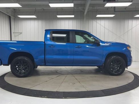 Used 2022 Chevrolet Silverado 1500 RST AWD/4WD image 9