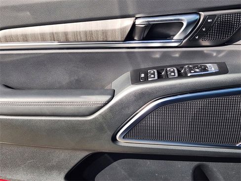 Used 2025 Kia Telluride SX image 24