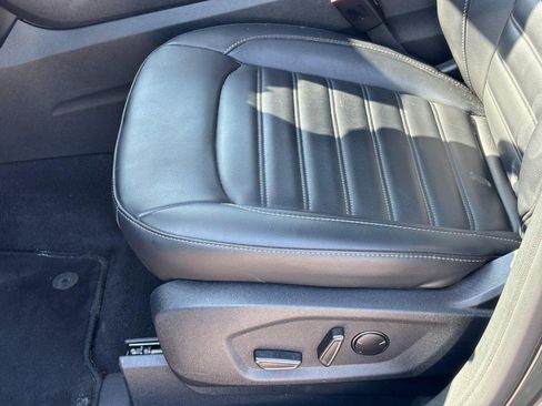 Used 2024 Ford Edge SEL w/ Convenience Package AWD/4WD image 18