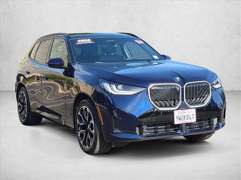Used 2026 BMW X3 xDrive30i w/ Premium Package AWD/4WD image 4