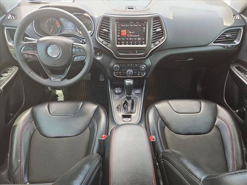 Used 2022 Jeep Cherokee Trailhawk w/ Sun, Sound & Nav Group AWD/4WD image 18