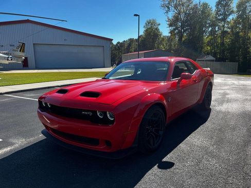 Used 2023 Dodge Challenger SRT Hellcat w/ Driver Convenience Group image 4