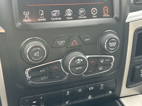 Used 2017 RAM 2500 Big Horn image 25