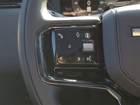 New 2026 Land Rover Range Rover Velar Dynamic SE image 15