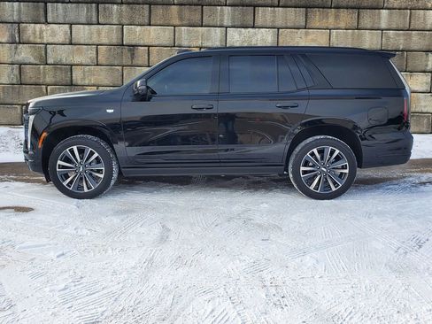 Certified 2025 Cadillac Escalade Sport image 2