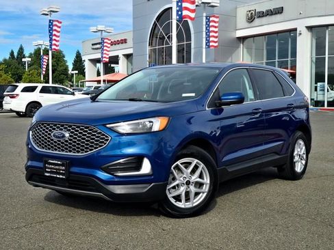 Used 2024 Ford Edge SEL image 3