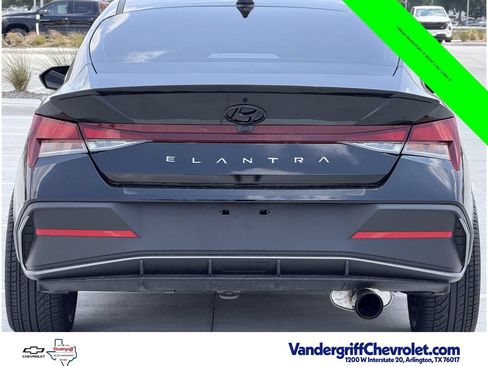 Used 2026 Hyundai Elantra Sport FWD image 5