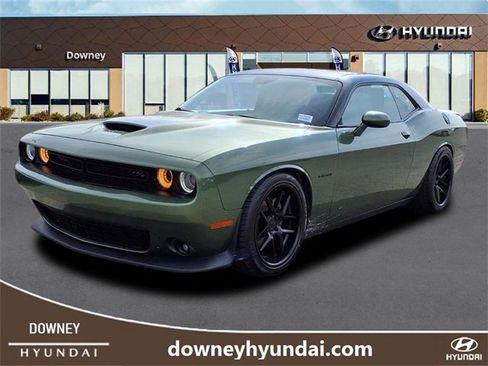 Used 2022 Dodge Challenger R/T w/ Plus Package image 1