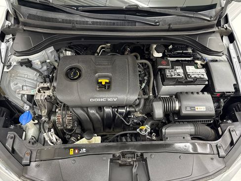 Used 2017 Hyundai Elantra SE w/ SE A/T Tech Package 03 FWD image 11