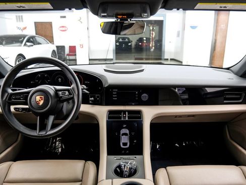 Used 2023 Porsche Taycan RWD image 18