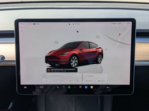 Used 2022 Tesla Model Y Long Range image 11