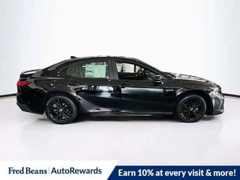 New 2026 Toyota Camry SE FWD image 10