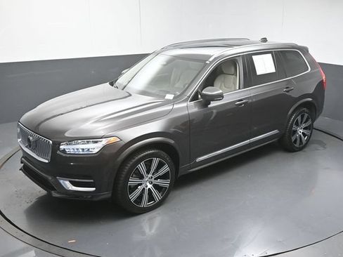 Used 2023 Volvo XC90 B6 Ultimate w/ Protection Package Premier AWD/4WD image 46