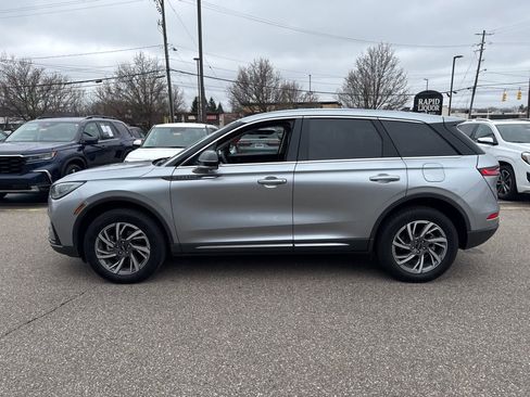 Used 2024 Lincoln Corsair AWD w/ Equipment Group 101A image 2