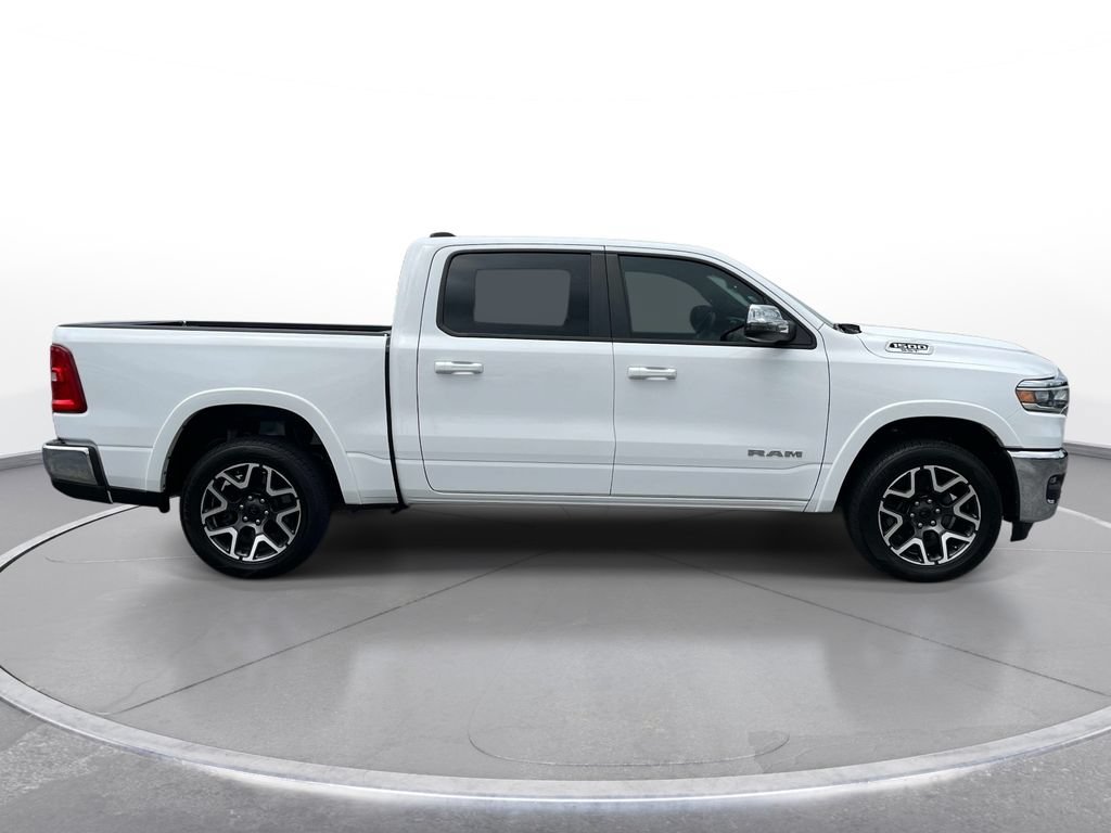 Used 2025 RAM 1500 Laramie AWD/4WD image 3