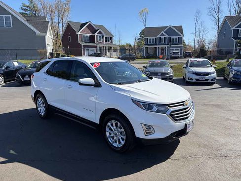 Used 2019 Chevrolet Equinox LT AWD/4WD image 2