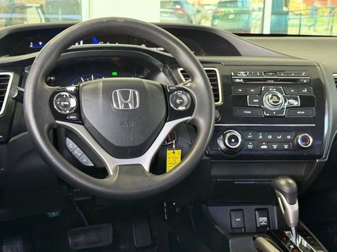Used 2013 Honda Civic LX image 29