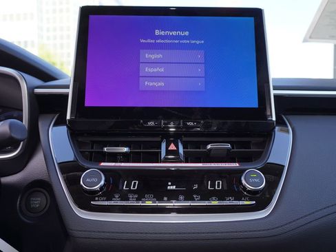 Used 2026 Toyota Corolla Cross XLE image 17