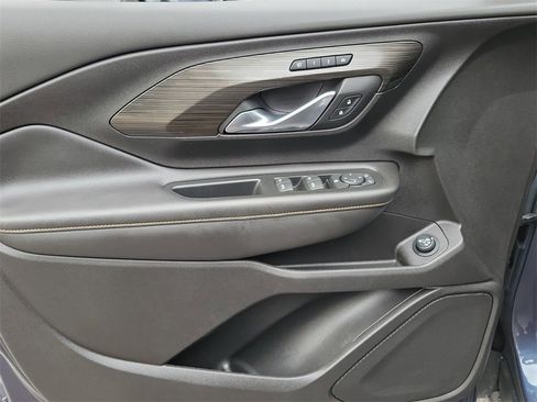 Used 2018 GMC Terrain SLT w/ LPO, Cargo Package image 20