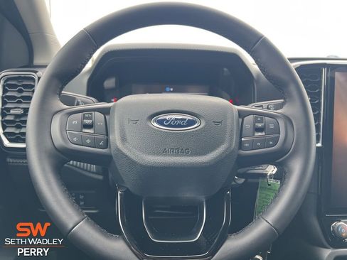 New 2025 Ford Ranger XLT w/ Equipment Group 301A High image 16