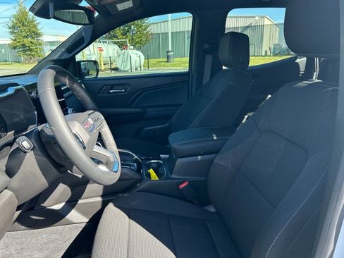 Certified 2024 GMC Canyon Elevation w/ Convenience Package image 12